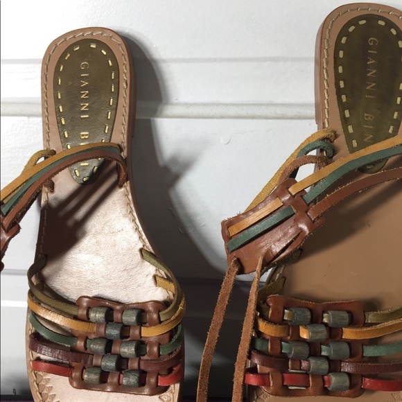 Gianni Bini Leather Sandal sz 6M - Picture 2 of 4